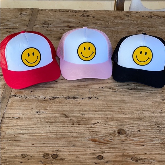 Happy face Trucker Hat NEW - Picture 16 of 17